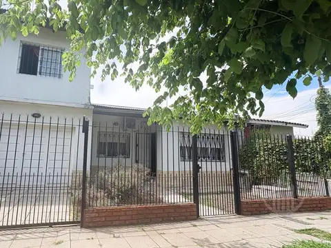 Casa en Venta en Luis Guillon, Partido de Esteban Echeverría