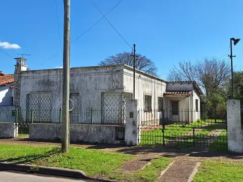 Casa en Venta en Burzaco, Partido de Almirante Brown
