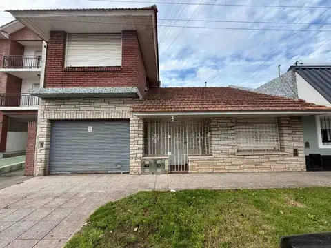 Casa en Venta en Villa Primera, Mar del Plata