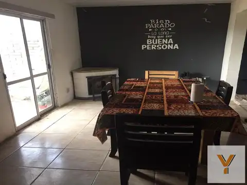 Casa en Venta en Villa Elvira, Partido de La Plata