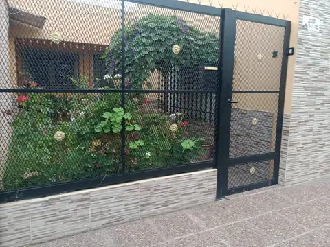 Casa en Venta en Isidro Casanova, Partido de La Matanza