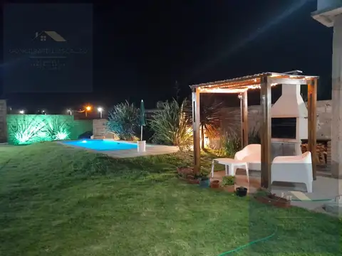 Casa en Venta en Barrio Félix U.Camet, Mar del Plata