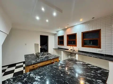 Casa en Venta en Villa Elvira, Partido de La Plata