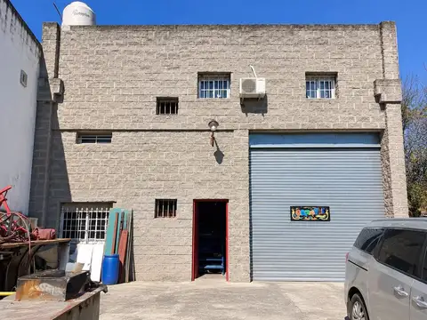 Galpón en Venta en Castelar, Partido de Morón
