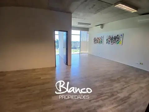 Oficina en Alquiler en Pilar Centro, Pilar