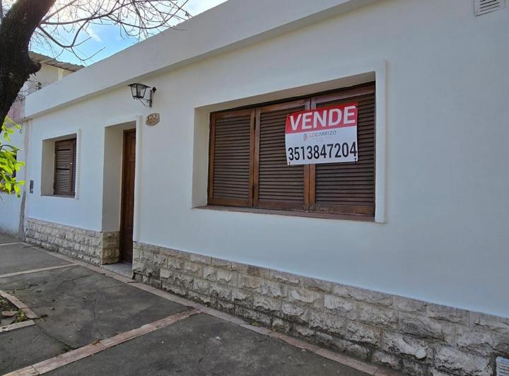 Casa · 83m² · 3 Ambientes · 1 Cochera