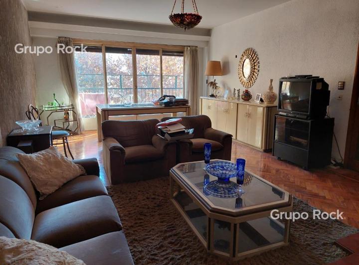 Departamento · 102m² · 4 Ambientes · 1 Cochera