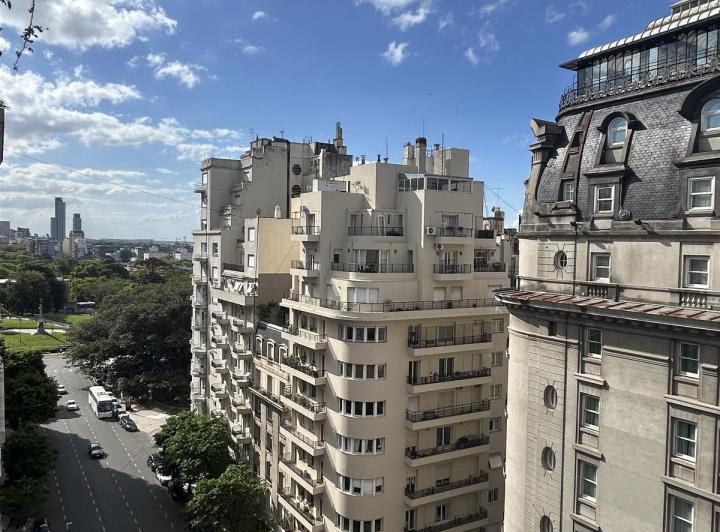 Departamento · 277m² · 7 Ambientes · 1 Cochera