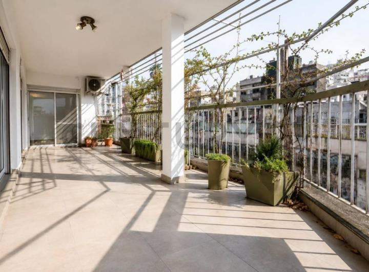 Departamento · 180m² · 4 Ambientes · 1 Cochera