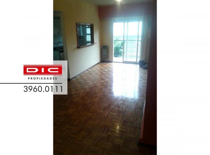 Departamento · 70m² · 4 Ambientes · 1 Cochera