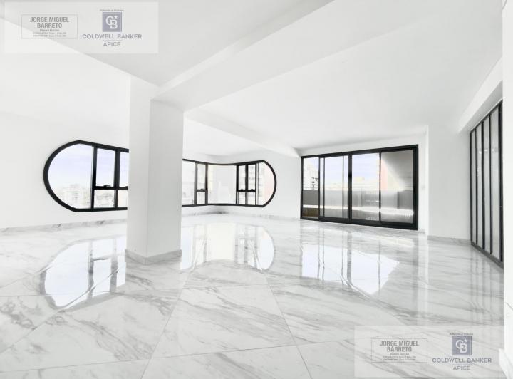 Departamento · 216m² · 4 Ambientes · 1 Cochera