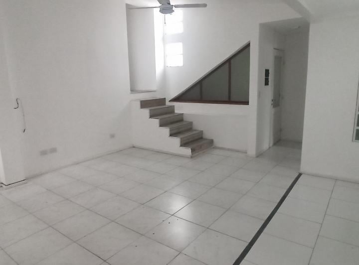 Departamento · 80m² · 5 Ambientes