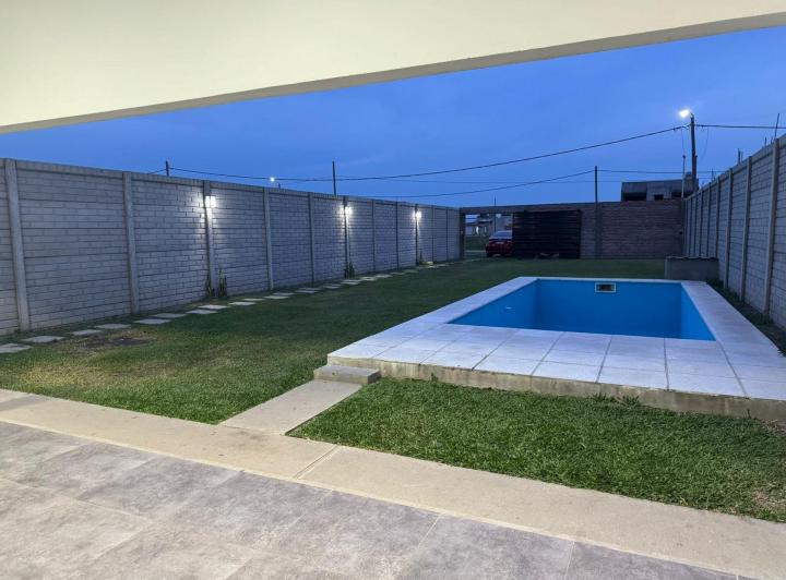 Casa · 60m² · 2 Ambientes · 1 Cochera