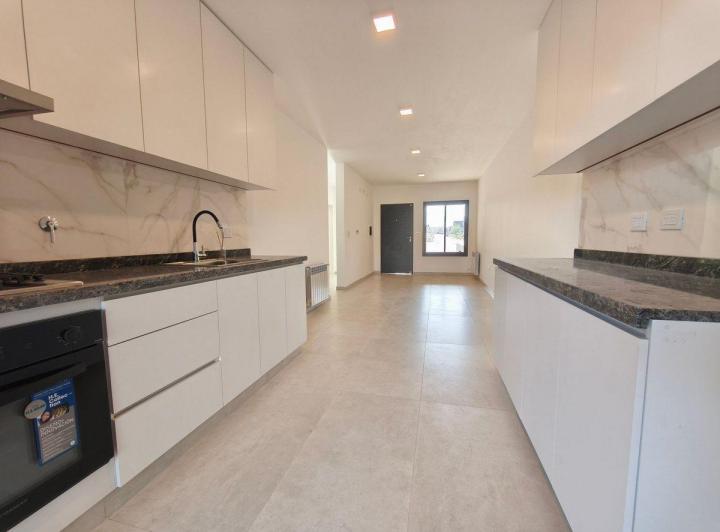 Casa · 71m² · 3 Ambientes · 1 Cochera