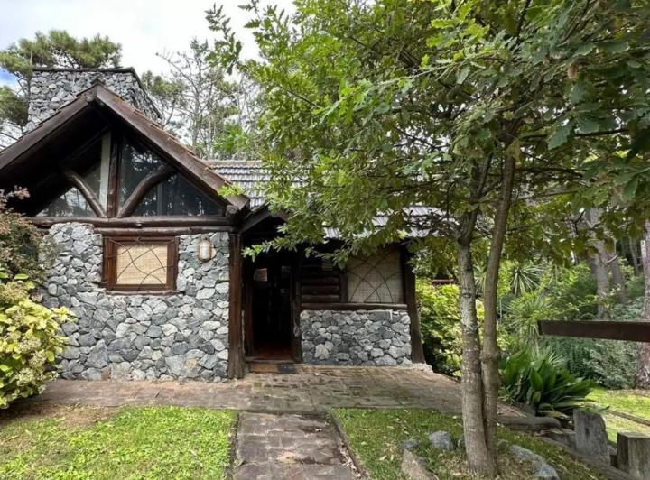 Casa · 123m² · 3 Ambientes · 1 Cochera