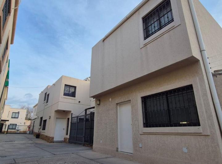 Casa · 115m² · 5 Ambientes · 1 Cochera