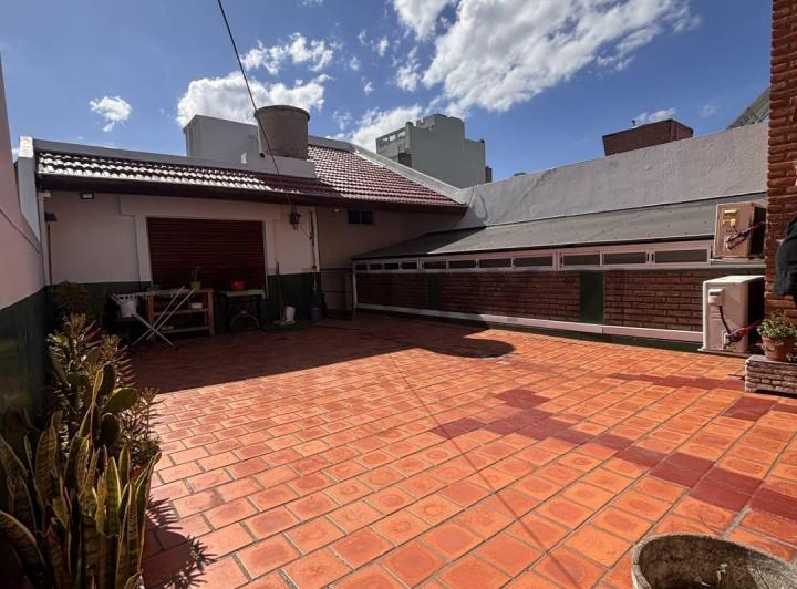 Casa · 192m² · 5 Ambientes · 1 Cochera