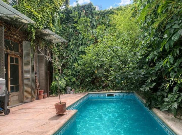 Casa · 173m² · 6 Ambientes · 1 Cochera