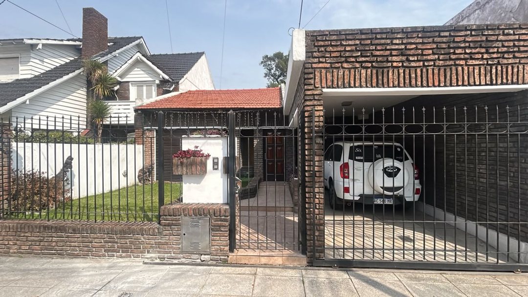 CASA EN VENTA CIUDADELA CON PARQUE