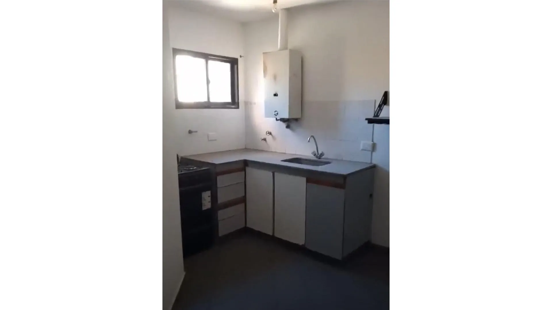 A 2 cuadras de Plaza Colón - Dto 1 Dorm - Con Balcón