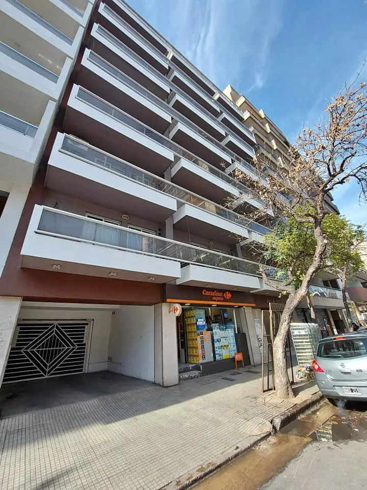 MERGER INMOBILIARIA ALQUILA - AV VELEZ SARSFIELD 1045