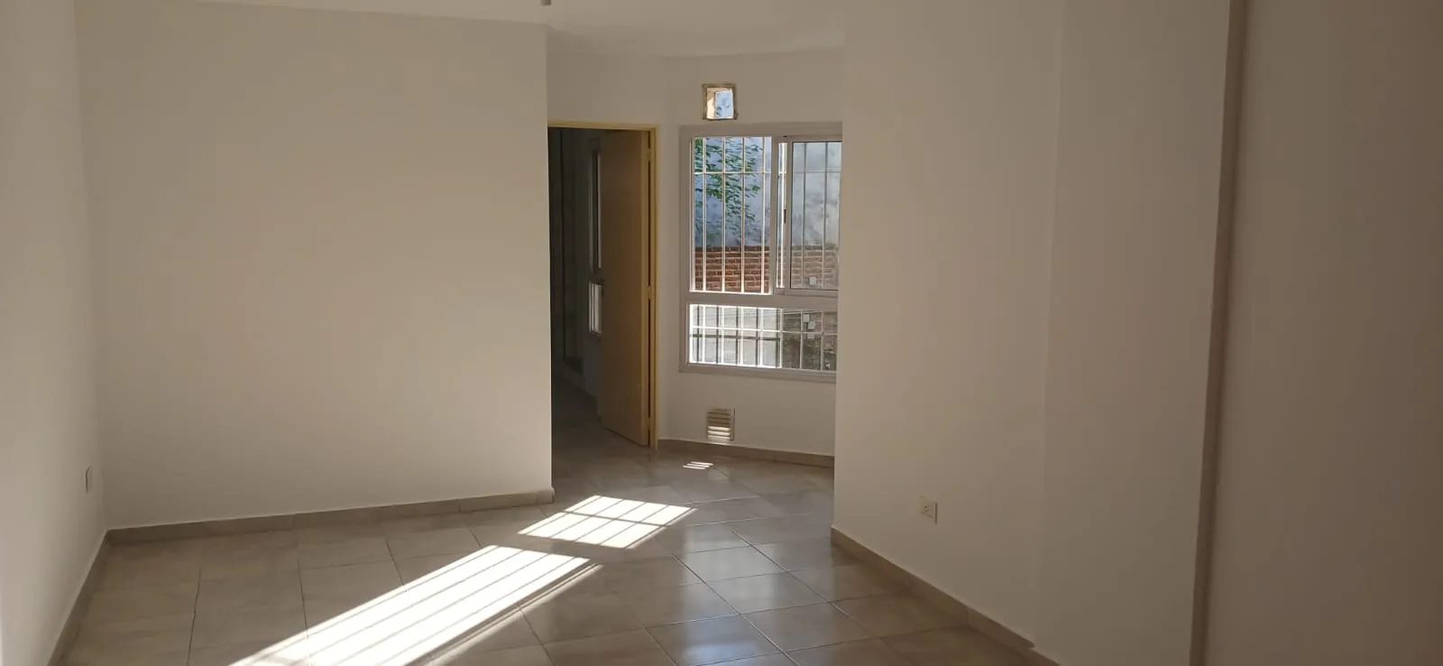 Alquilo dpto 1 dorm Belgrano 886 - Güemes moderno con balcón