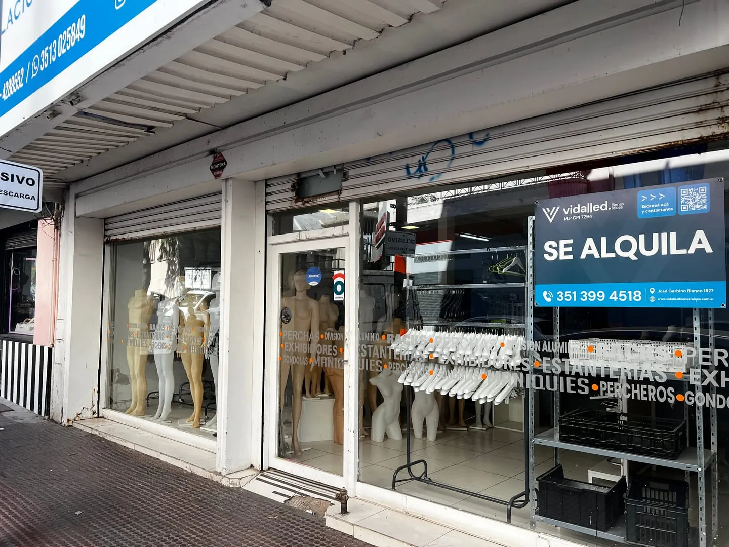 Local comercial con montacargas en plena Zona Mayorista – Centro