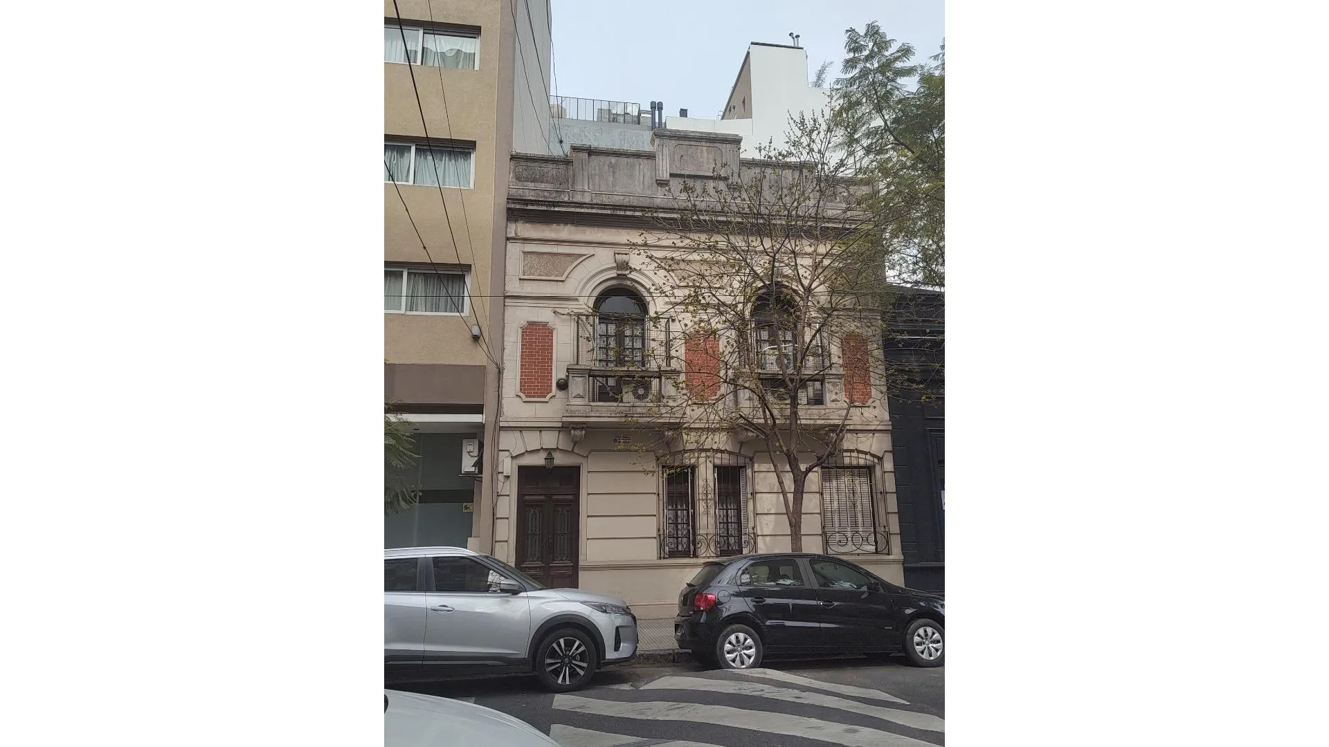 EXCELENTE CASA EN PALERMO HOLLYWOOD