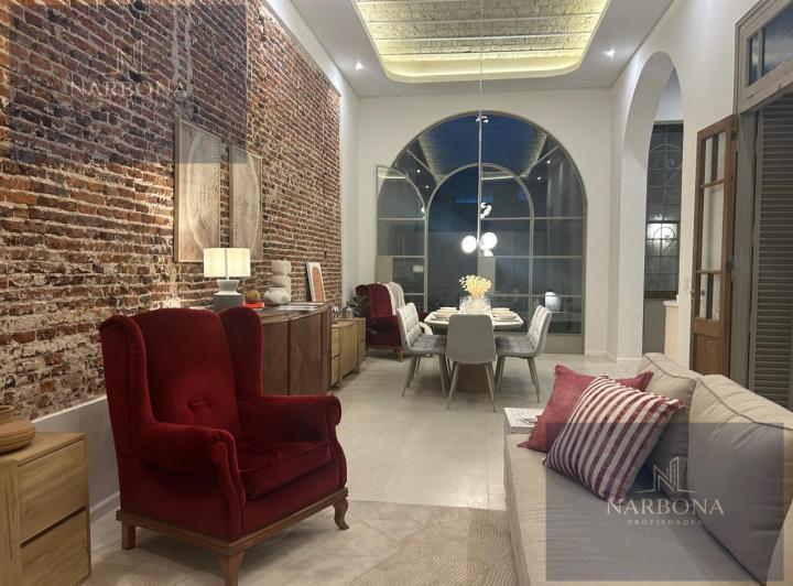 Casa · 197m² · 7 Ambientes · 1 Cochera