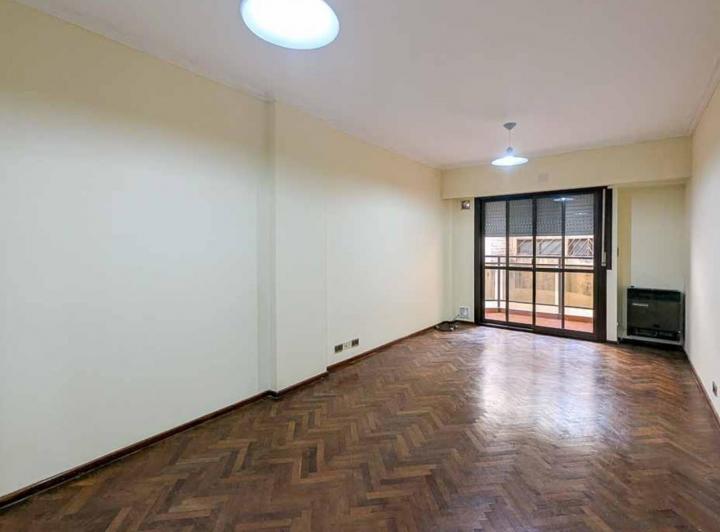 Departamento · 50m² · 2 Ambientes · 1 Cochera