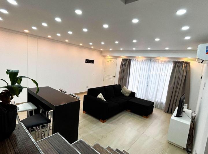 PH · 135m² · 5 Ambientes · 1 Cochera