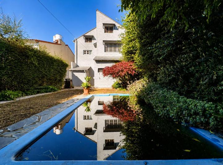 PH · 211m² · 6 Ambientes · 2 Cocheras