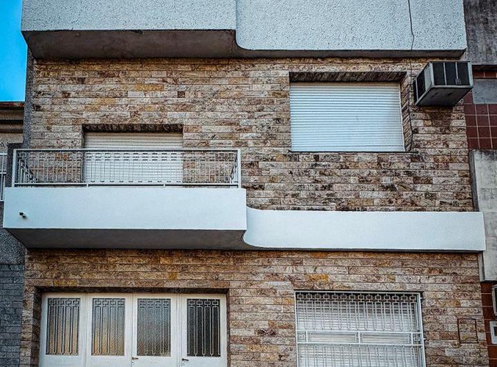 Casa · 160m² · 5 Ambientes · 1 Cochera