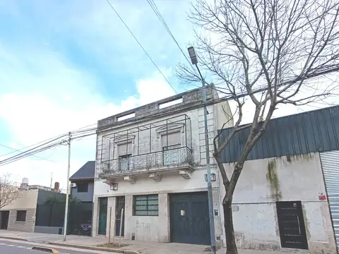 Galpón en Alquiler en Floresta, CABA