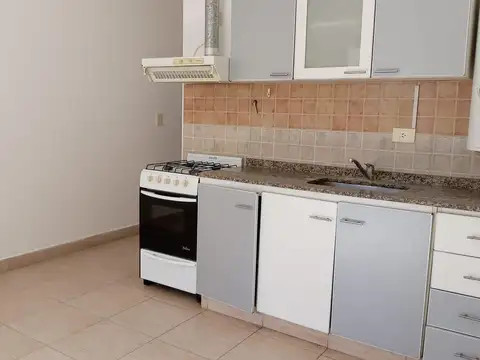 Departamento en Alquiler en Sarmiento - Luján, Luján