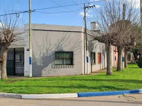Casa en Venta en Los Hornos, La Plata