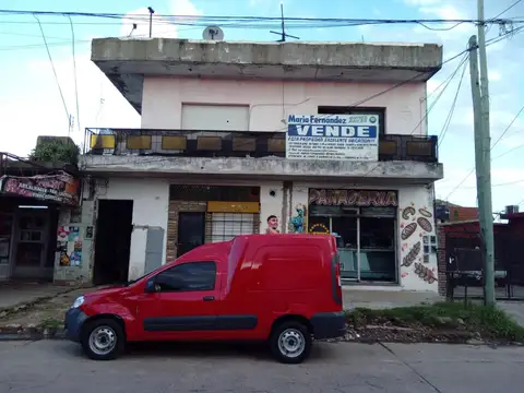 Local en Venta en Isidro Casanova, Partido de La Matanza