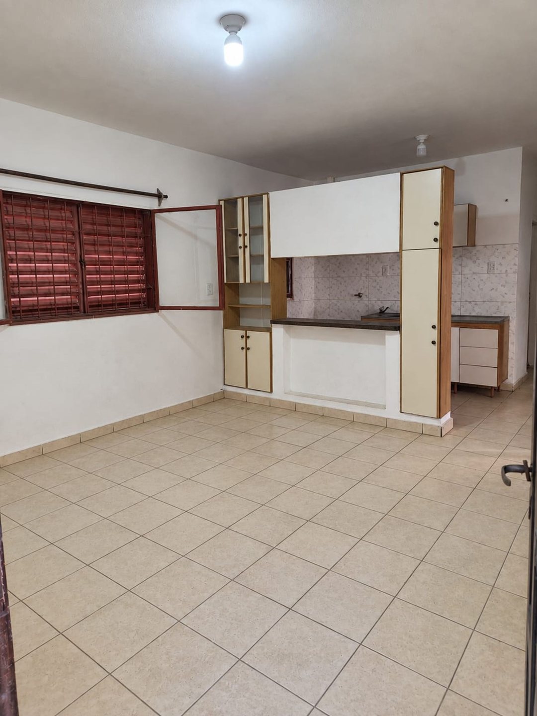 Alquiler casa + local comercial Manfredi