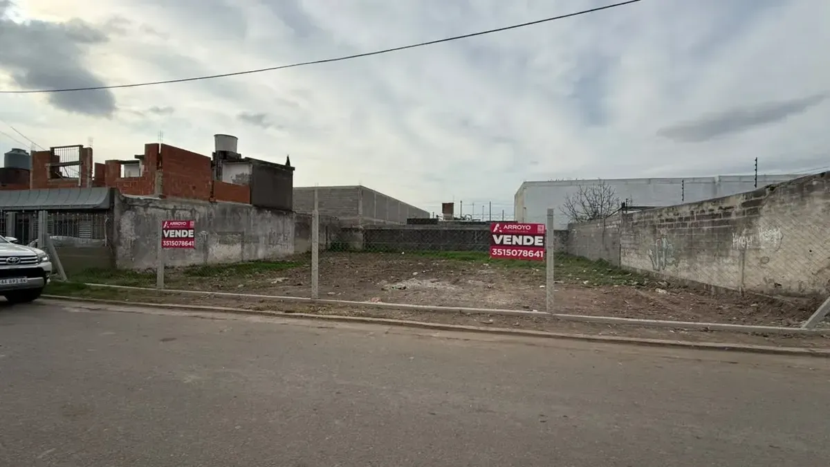 Venta De 2 Lotes A 1 Cuadra De Av. Santa Ana