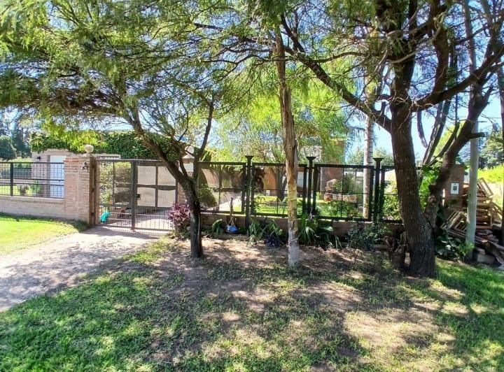Casa · 28m² · 4 Ambientes · 1 Cochera