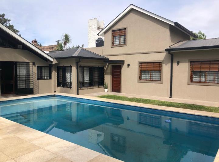 Casa · 265m² · 3 Dormitorios