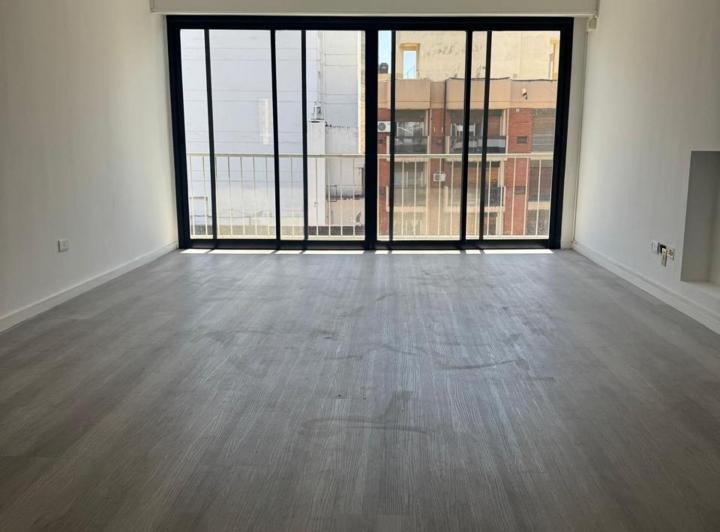 Departamento · 101m² · 5 Ambientes · 1 Cochera