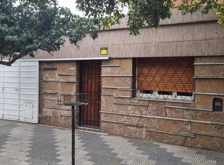 Casa · 156m² · 6 Ambientes · 1 Cochera