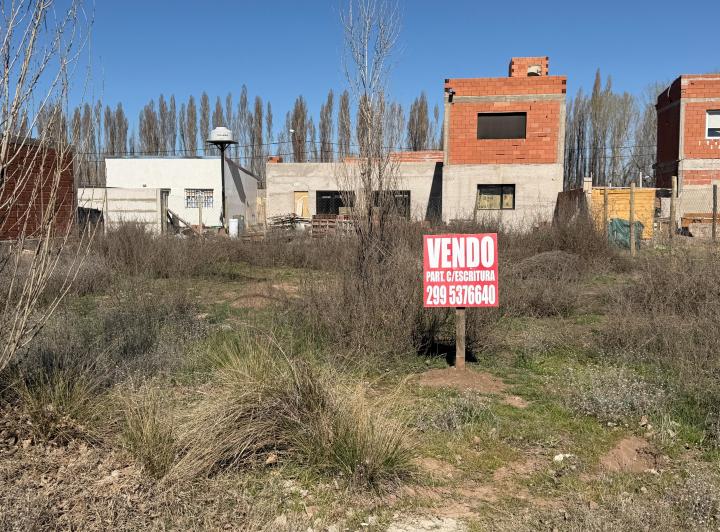 Terreno · 300m²