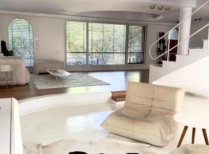 Casa · 224m² · 5 Ambientes · 3 Cocheras