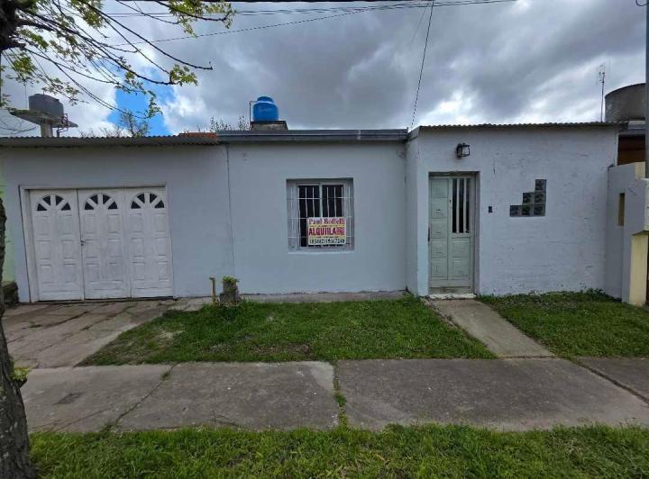 Casa · 60m² · 2 Dormitorios · 1 Cochera