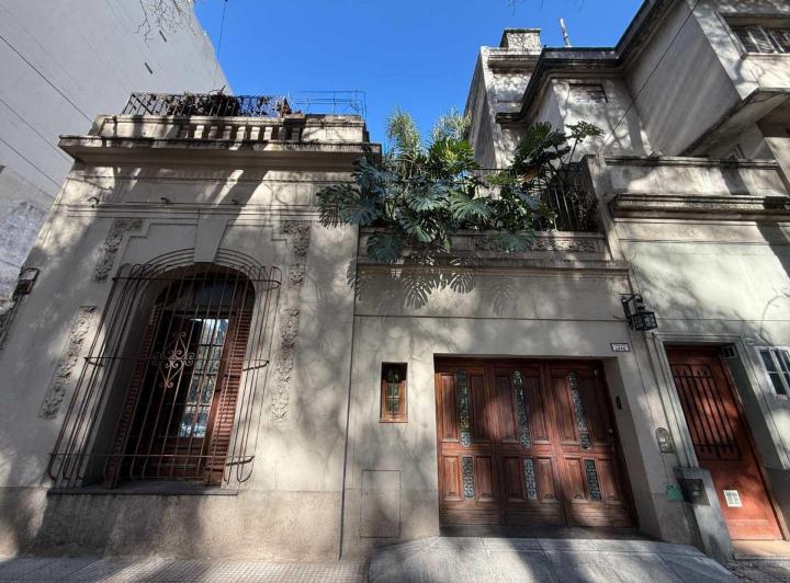 Casa · 257m² · 5 Ambientes · 1 Cochera