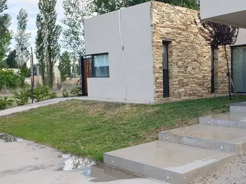 Casa en Alquiler en Plottier, Confluencia