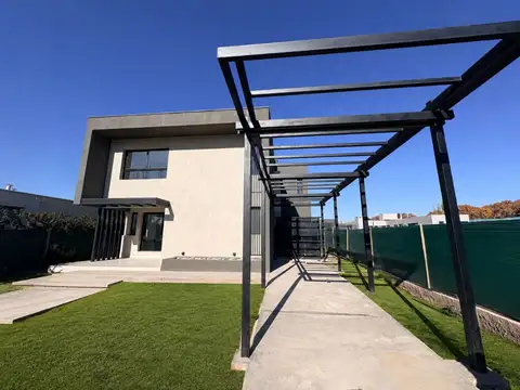 Casa en Venta en Luján de Cuyo, Mendoza