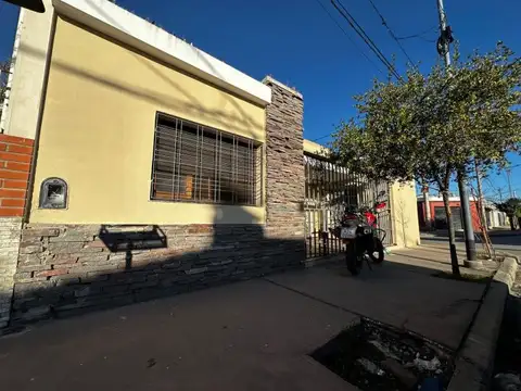 Casa en Alquiler en Yapeyu, Córdoba